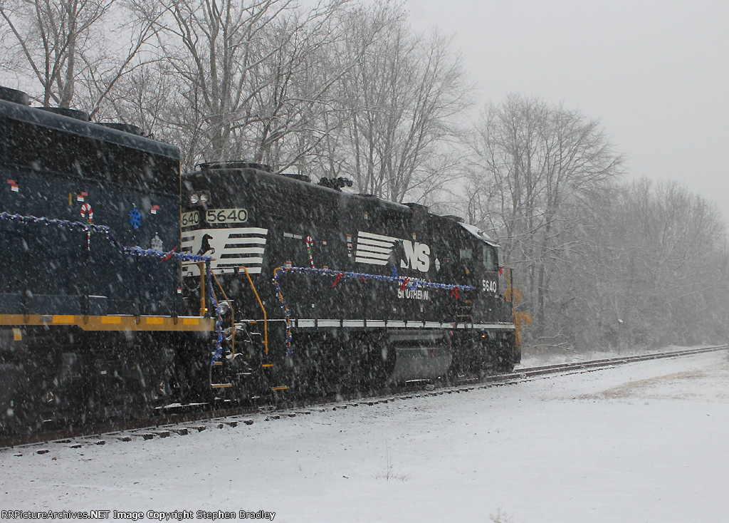 Browns Yard Santa Train